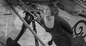 நீலக்கண்கள்-ஐசக் தினேசன்